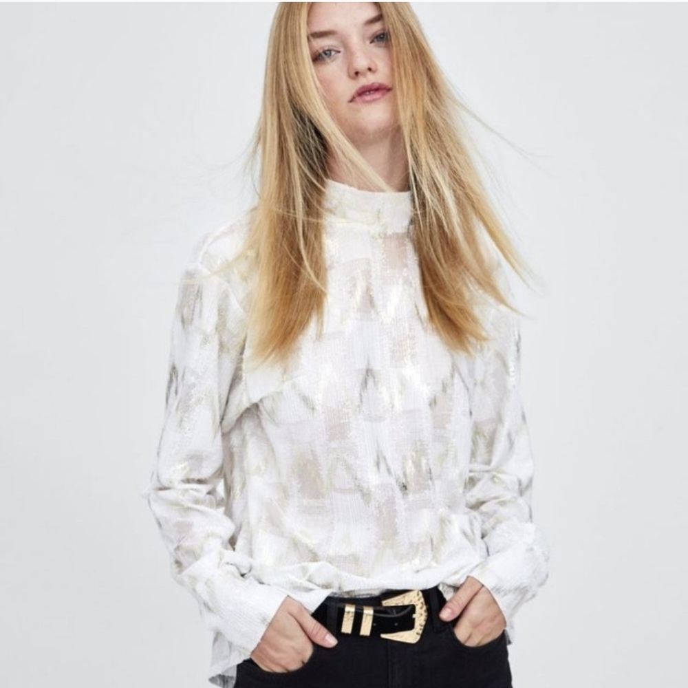 NWT Zara gold metallic white Chevron top